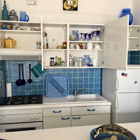 Boutique-maison Pieds Dans L'eau Apartment *